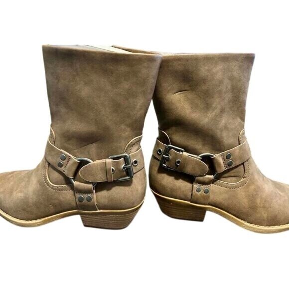 DV by Dolce Vita Daring Suede Bootie Women’s 6 Taupe Harness Strap Western Moto - Picture 2 of 7